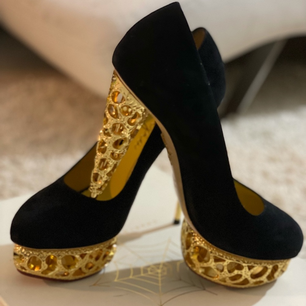 Charlotte Olympia Black pumps